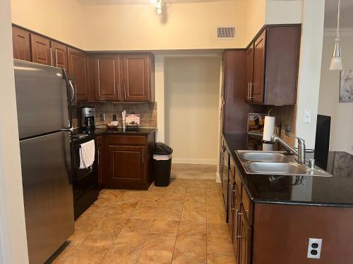 Two-Bedroom Apartment room in Luxury Fully Furnished Apartments by NASA and Kemah Boardwalk