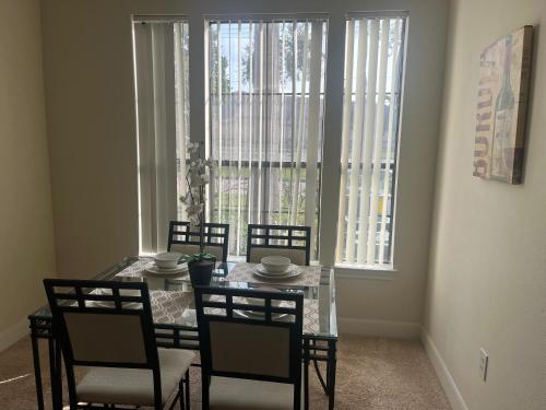 Two-Bedroom Apartment image 5
