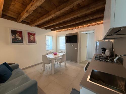 Iris House, Chioggia