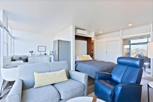 Historic Modern Apartment Park Free w DT Views