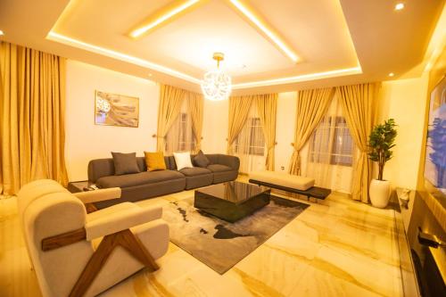 Db Continental Loft Apartment in ยอส