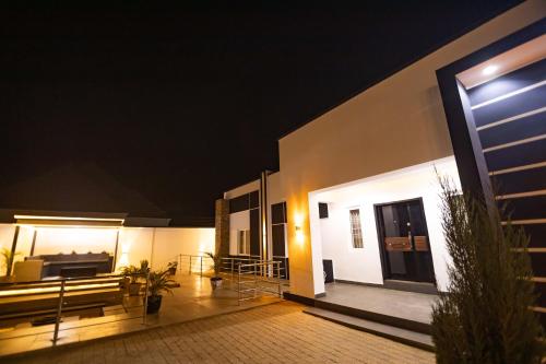 Db Continental Loft Apartment in ยอส