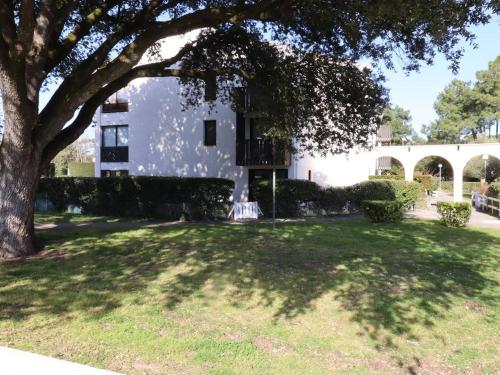 Studio cosy à deux pas de la mer et forêt avec parking sécurisé - FR-1-738-46 – khách sạn tại La Roche Blanche