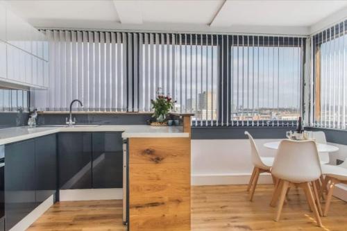 Incredible 3BR Battersea Flat & Spectacular View, Londýn (fotografie 4)