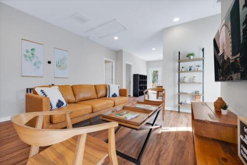 Spacious mid-century modern 3bed house in Atlanta University Center