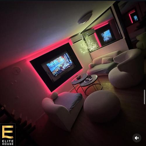 Elite House Elite House