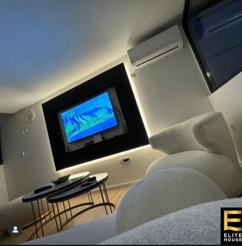 Elite House Elite House