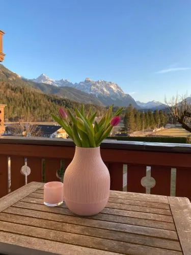 Haus Schönblick - Ferienwohnung mit Bergblick in Krün - Nr 1 in Krün, Deutschland