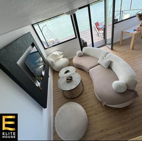 Elite House Elite House