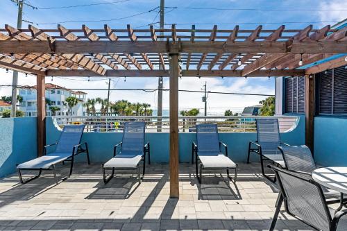 Beachside Inn – Destin, FL