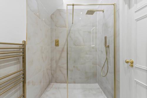Opulence in Central Bath - The Gatsby, Bath (Foto 9)