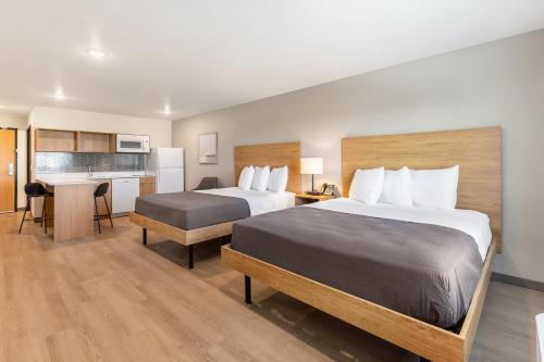 LivAway Suites Syracuse - image 2