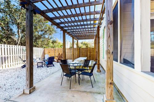 Time Out by Meyer Vacation Rentals - image 4