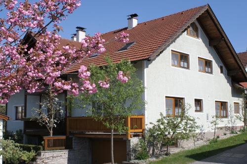 Viesnīcas āriene, Pension MULLER - ehemals Pension Wenger in Kirchheim Im Innkreis