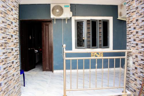 Ike Service Apartments