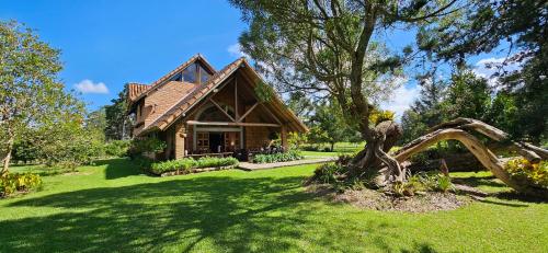 Rustic, 6BR Chalet on Beautiful Estate