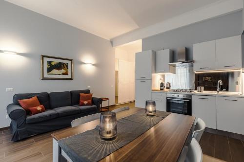 2-Bedroom Roman Gem, Roma