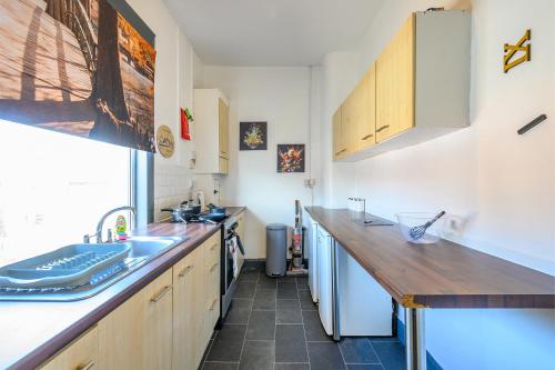 -RB27A- For your relaxed & Cosy stay,Free Parking, Leeds (Foto 11)