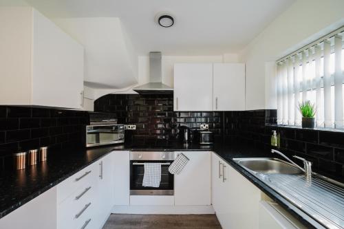 Cosy 3 bed home, near Etihad Stadium, fast WIFI, Манчестер (фото 6)