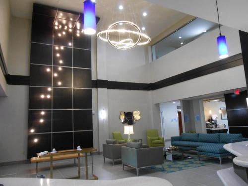홀리데이 인 익스프레스 호텔 & 스위트 휴스턴 북서부-브룩할로우 바이 IHG - 숙소 외관