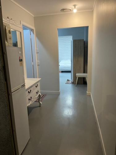 3 single bed and 2 double sofa beds Serviced Studio, Suite 7, Auckland (Foto 7)