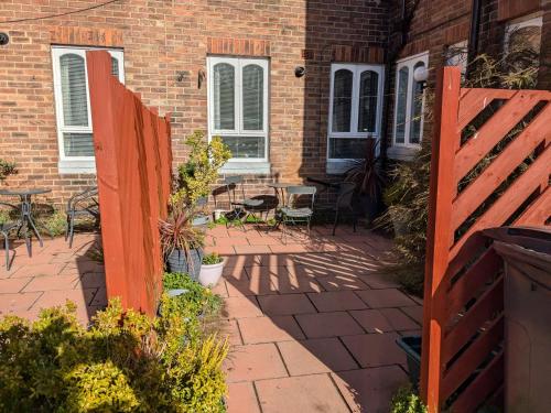 Apartment with Outside Patio and Car Space in Hallgarth