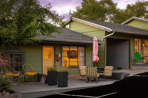 The Motor Lodge - image 11