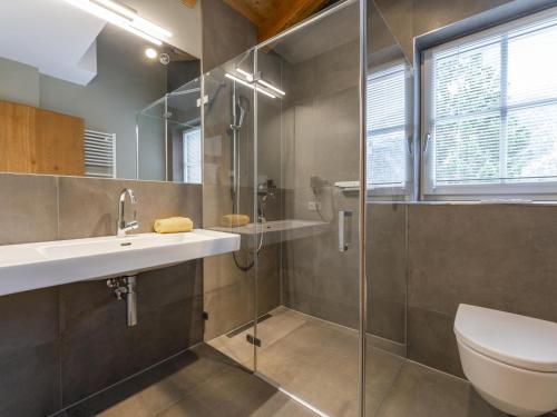 Badkamer, Schneeflocke Leogang in Hirnreit