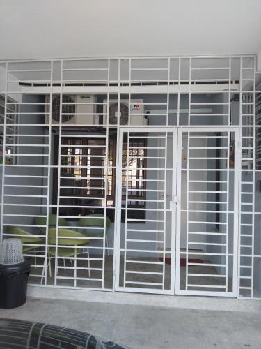 Afeena Homestay Bandar Tasik Kesuma