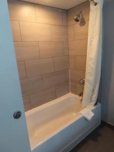 Sleep Inn & Suites Denver International Airport - image 14