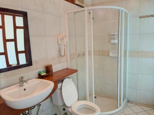Deluxe Triple Room image 1
