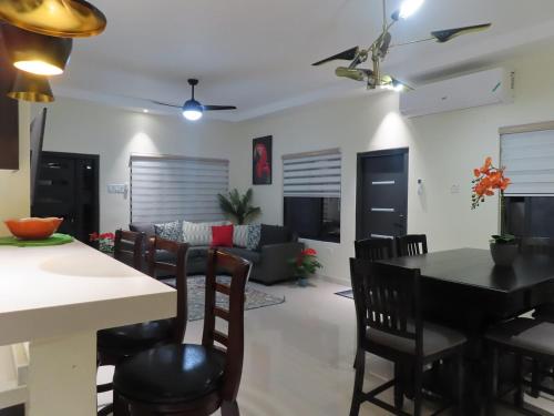 Dreamscape Villa in โคโคนัทโกรฟ