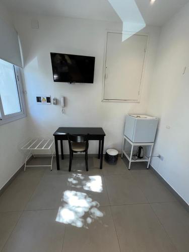 Double Room image 3