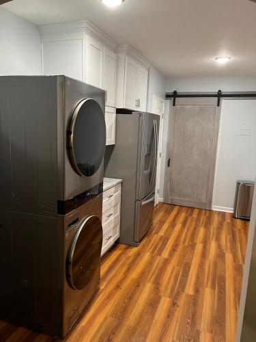 Beautiful Secluded 3 Bed 2 Bath Home in Glendale