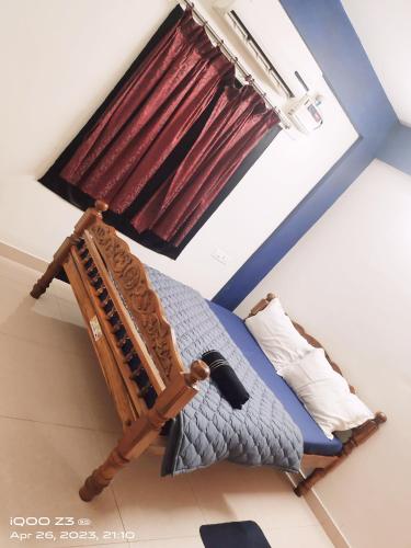 Pondy City Stay - image 2