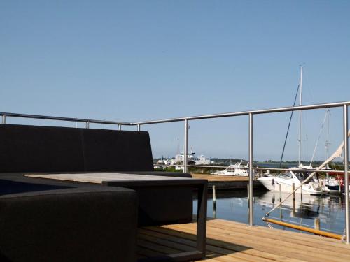 View, Floating freedom by the Dodekalitten in Kragenaes