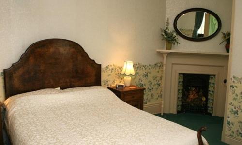 Oakfield Lodge Guest House Stockport