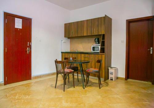 Byblos Hotel-Sky Osu in North Ridge