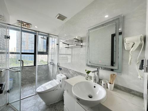 Three-Bedroom Apartment image 2