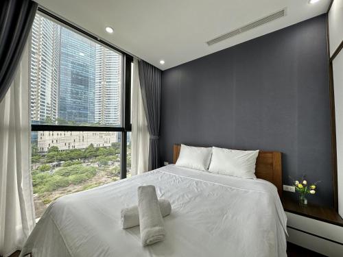 Three-Bedroom Apartment image 8