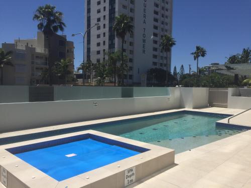 Verve on Cotton Tree