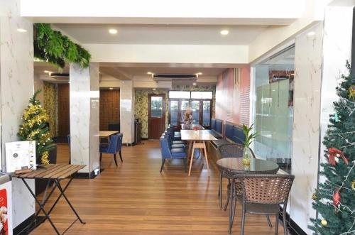 Station 203 Hotel – Bangkok, NY