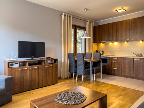 One-Bedroom Apartment image 10