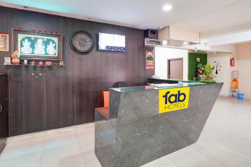 FabHotel Atithi Residency - Nr. Kaikondrahalli Lake - 로비