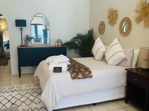 Deluxe Family Room image 6