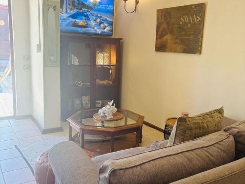 Deluxe Family Room image 5