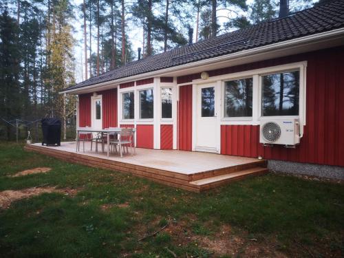 Hotelli välisilme, Malmi cosy House by the Lake in Kestilä