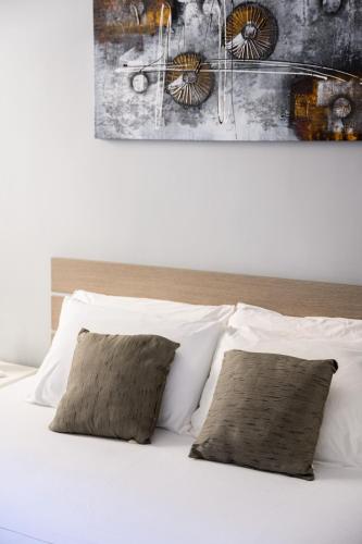 F9 Room 1, Private Double room with private bathroom in shared Flat, Msida (foto 9)