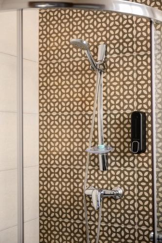 F9 Room 1, Private Double room with private bathroom in shared Flat, Msida (foto 10)