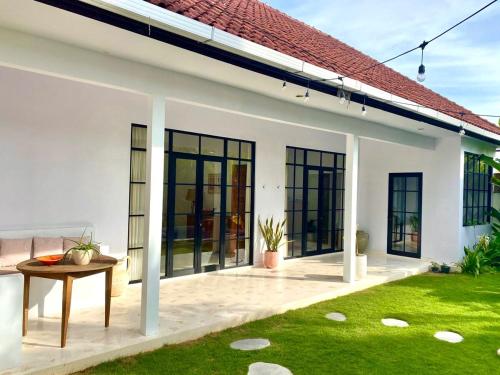 1BR villa with office and pool in central Pererenan — other in Mangifera Villas, Canggu Indonesia, 80351